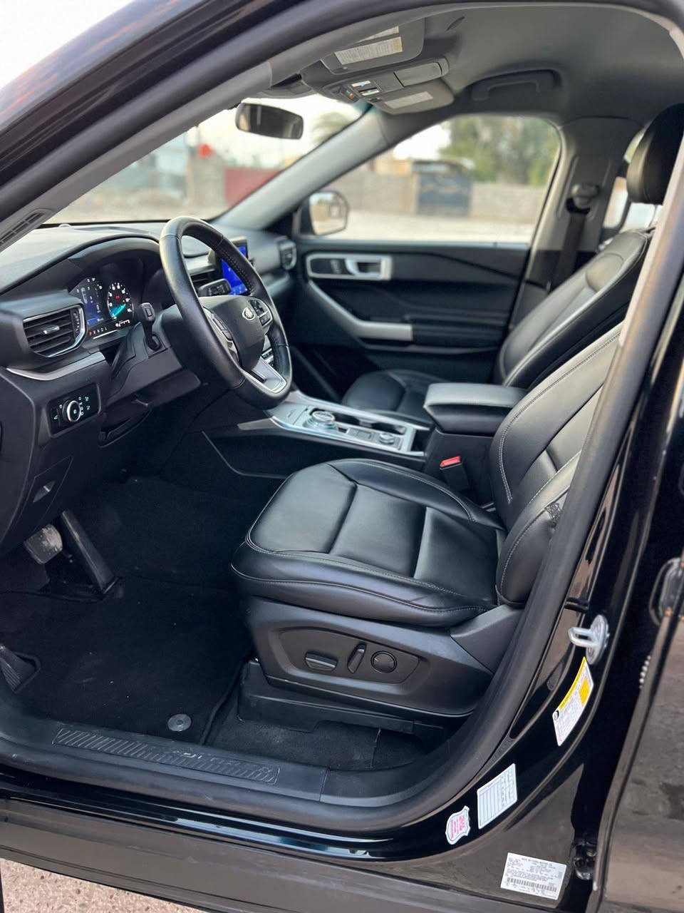 فورد إكسبلورر XLT موديل 2023 بسعر مناسب
رقم فحص مؤقت

الـــــــــــــسعر : الرد تلقائي 📩

فوول مواصفات عدا الفتحه
4 سلندر محرک: 2.3T
(السياره ٧ راكب)
السياره كامله من كلشي
وناعمه وصافيه جدا بالسياقه ترايها زيرو 
صور الحادث ورقم الشاصي كلها بالمنشور
السياره بدون تبديل ليبل واحد فقط
صبغ جاملغ وحافة البنيد وكفاله كير ومحرك
وحادث وصبغ سابق  

مكان السيارة: بغداد او المسيب
رقم صـــاحب سيارة
***********
***********
مكان السياره : المسيب

لعرض سيارتك على الصفحة بنفس الطريقة راسلنا
