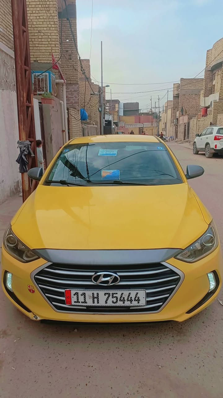 السلام عليكم  إلنترا  17  ليبل واحد  حادثها قبق جنطه ومعمر بس والباقي مكفوله  السياره كلش حلوه واحلى مم الصور مناقصها برغي واحد عارضها ب126 وبيها مجال حك الجيه مدينه الصدر ***********
