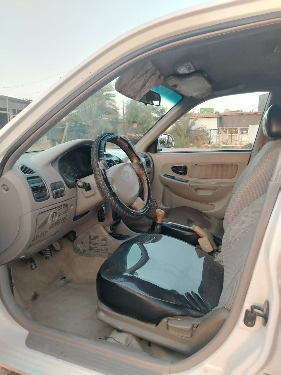السلام عليكم ورحمة
فيرنا هونداي مديل 2015
السياره مكفوله كفاله عام ماعده بارد بل جاملغ الامامي والباب السياق مثل ما موضح بل السونار
السياره جديده كل نقص مابيه
حداديه جديده
ادامه للمحرك كامله
تخم تاير جديد
كاعيه جلد
كشنات مداشمه
السعر 70 بيه مجال قليل
الرقم ***********
المكان حله
ما متواجد عل نت
