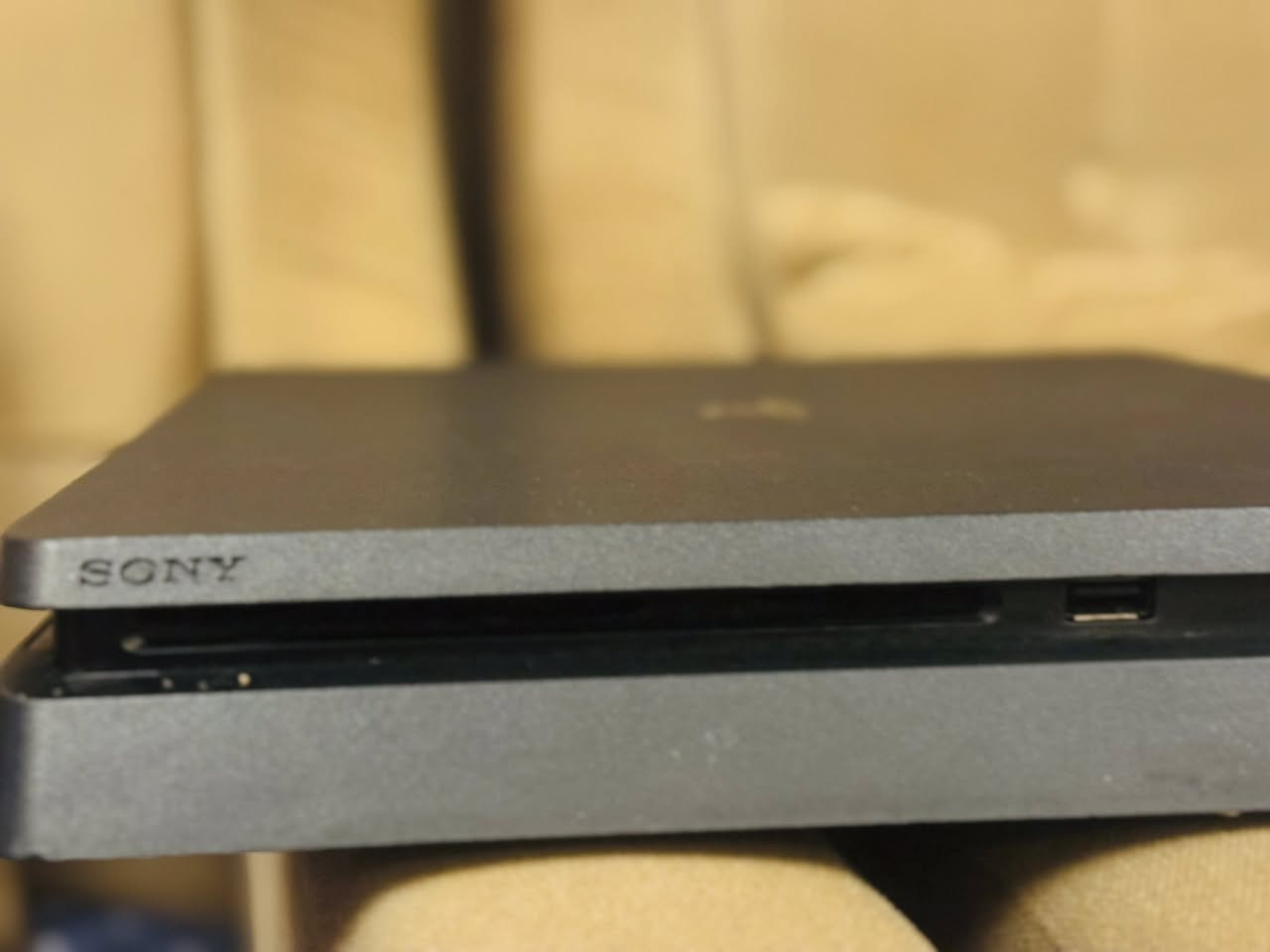 بلي فور سلم نص تيرا اون لاين سعر 200 قفل مكاني بغداد يوجد توصيل داخل بغداد فقط .


**إذا كنت صاحب هذا الإعلان وتريد حذفه لأي سبب، رجاءا أرسل رسالة إلى الدعم الفني**