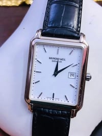 ساعة رايموندويل جنيف   ‏( RAYMOND WEIL) سويسري اصلي- كواتز  مينه مميزة...