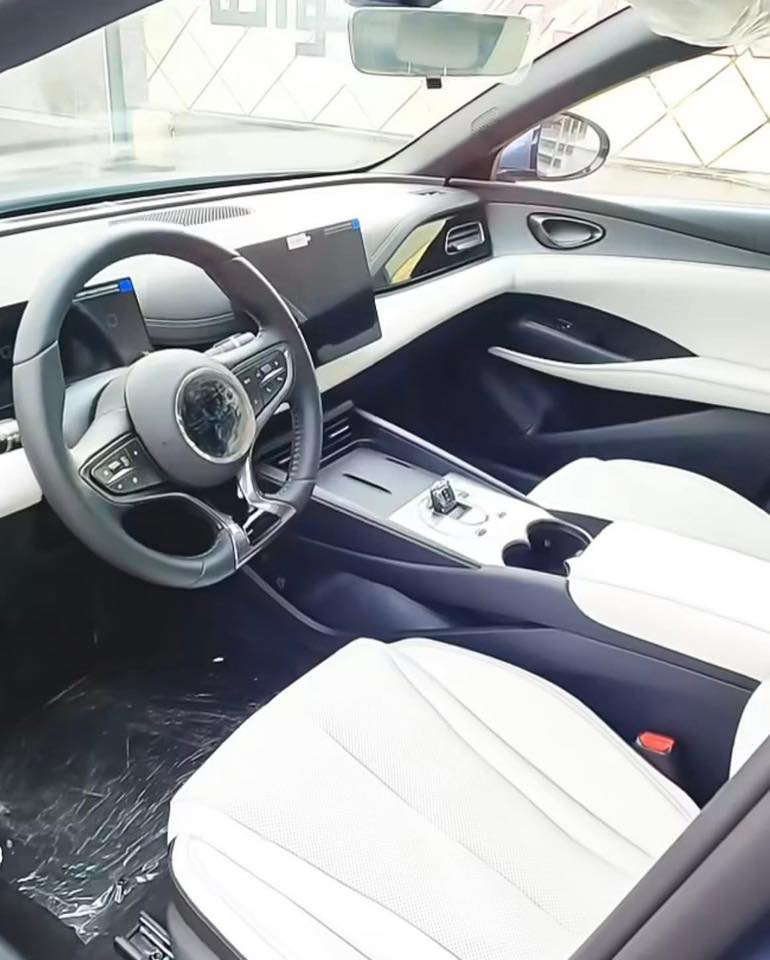 � وصول جديد – BYD سيل 6 موديل 2024 🚨
🚫البيع النقد فقط ماكو اقساط 

✨ فتحة بانوراما
🎥 4 كامرات
🎨 لون بحري جذاب
🤍 داخلية بيضاء فخمة

✅ بصمة تشغيل
✅ كارت
✅ شاحنة
✅ أرضيات
✅ العدة كاملة

⚠️ العدد محدود جداً والطلب عالي
للجادين فقط… الفرصة ما تتكرر واللي يتأخر غيره ياخذها 

سعر 

11 مليوون 750 الاف قفل قفل

***********
