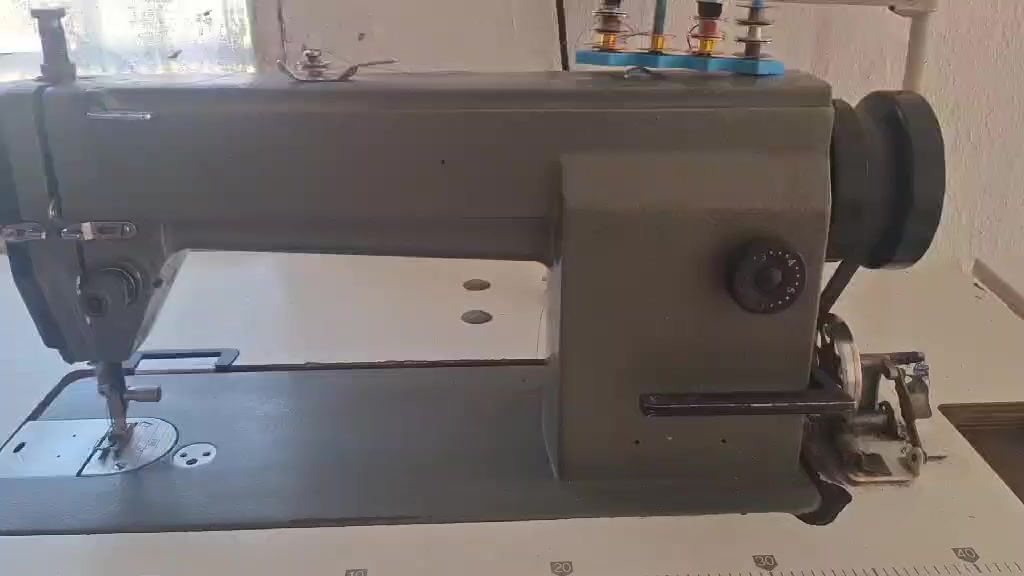 سلام عليكم مكينه خياطه جاك باب اول + اوفر اربعه خيط  بأسعار  مناسبه 
للاستفسار اتصال ع الرقم التالي 
***********
***********
