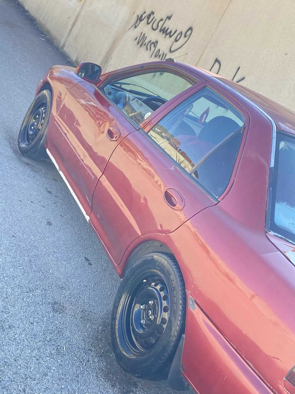 پڕۆتۆن مۆدێل 2004
گێڕ تۆماتیک 
سەنەوی ئەسڵی
سعری فول بەلاش
تەنها ١٦ گەڵا 
ناونیشان سلێمانی
***********/بەس سیم
***********/فایبەرو هەموشتێک
سەیارەکە زۆر مەزبوتو ڕێکو پێکە گێڕو مەکینەی بەشەرت
تەقەو ڕەقەی تیا نیە کارەبای هەمو گیانی بەشەرت گێچی بەنزینو گەرمیو تەجیلو لایتو هەمو گیانی ئیش ئەکات
ئەوەلیات موس بڕاوە بەشەرت گێڕو مەکینەی بەشرتی ٣ سەعات تەرای
