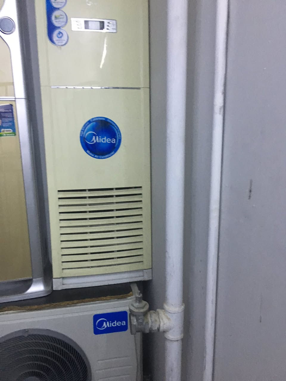 سلام عليكم ميديا عامودي ٢طن مكفول من التصليح  شرط التشغيل السعر ٤٥٠ الف  مكان زيونه *********** بي وات ساب
