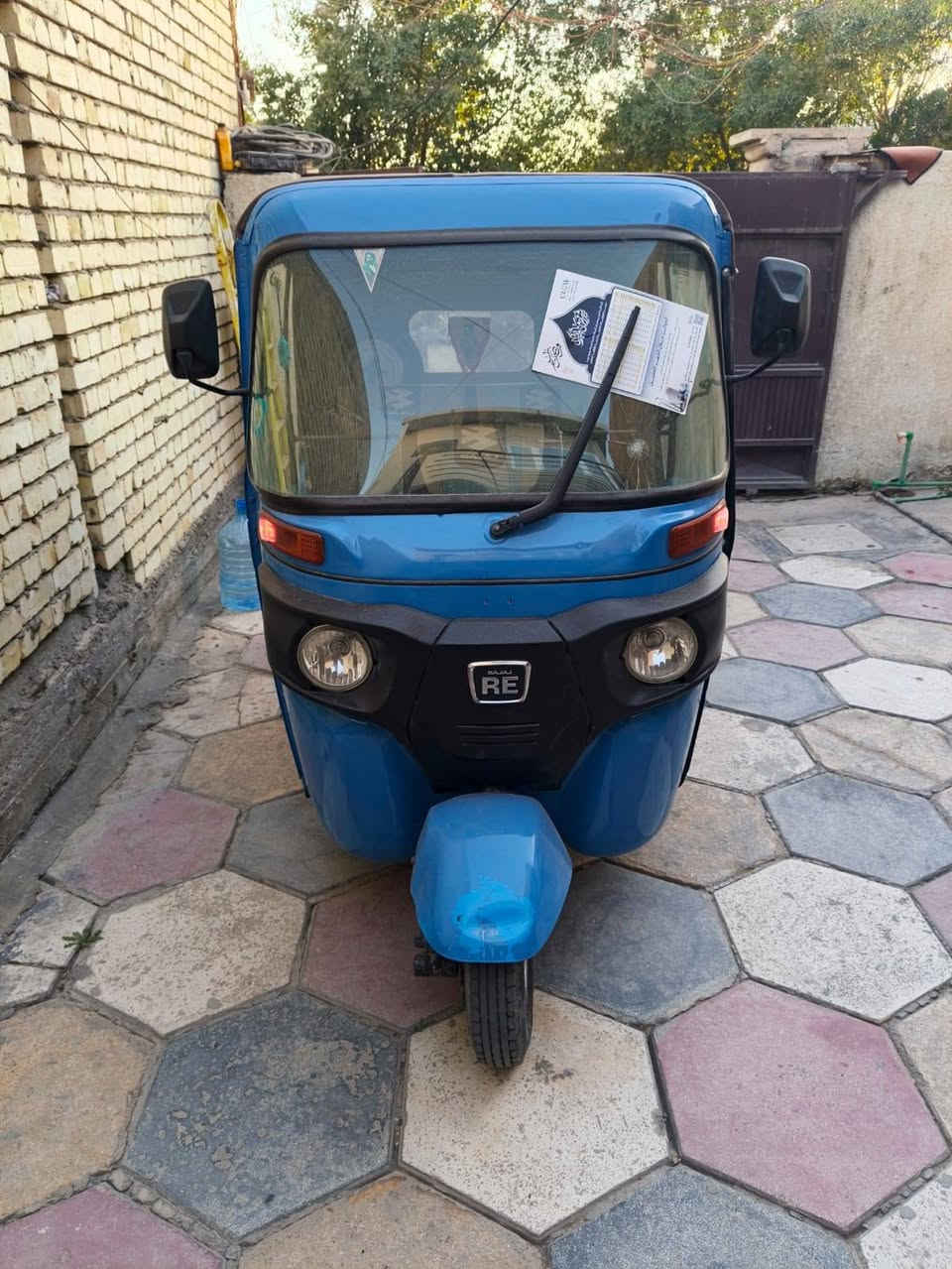 السلام عليكم تكتك للبيع ٢٠٢٠ معمره تكتك خير من الله سعرها ٦٥٠٠ وبيها مجال حق الجيه مكاني بغداد حي العامل ***********
