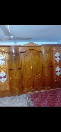 غرفه نضيفه • للبيع • بيها مجال