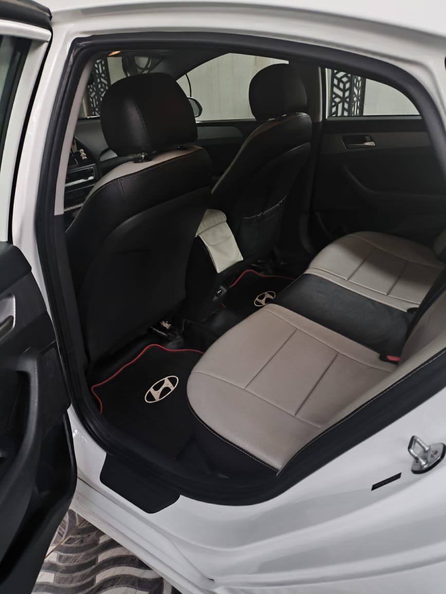 السلام عليكم ورحمة الله وبركاته 
سوناتا 2019 se ابيض
2400 مكينة 
معروفة مواصفاة الse 
شاشة جبيرة 
رادار جانبي 
كاميرا خلفية 
كروز سرعة 
حساس
كشنات جلد  ... الخ 
كير مكينة كفالة 
ماشية 75 الف 
رقم بابل 
حادثها جاملغ وبنيد خفيف صور الحادث مرفقة 
مكاني بابل الحلة 
السعر 145 $ وبيها مجال للطيبين 
السيارة مال جناي كللش نظيفة الله شاهد 
لمزيد من التفاصيل الاتصال على هذا الرقم 
***********
