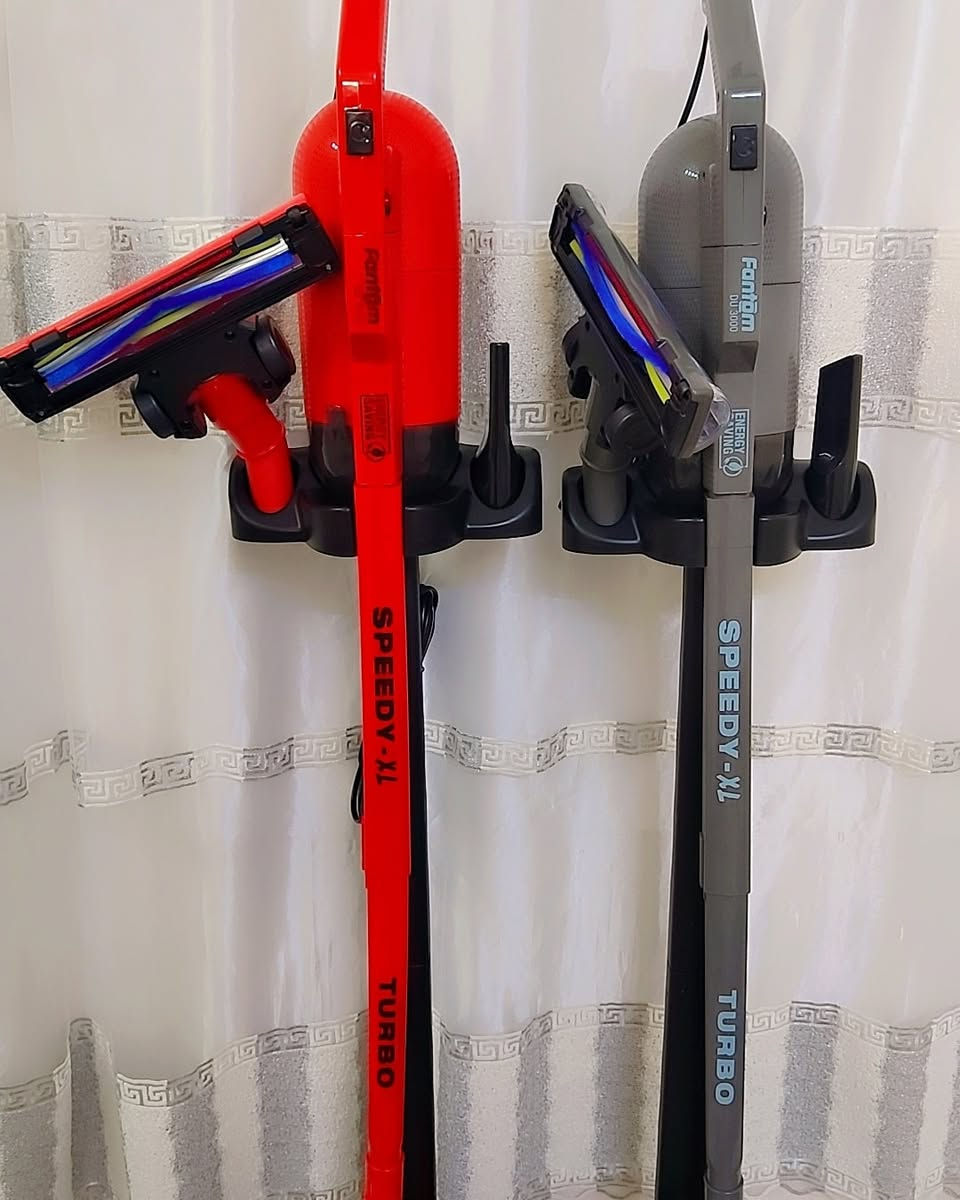 مكنسة سبيدي XL تيربو | قوة، راحة، وأناقة 

متحركة مع دوران 360° للوصول لكل زاوية
🔹 قوة سحب هائلة: 3000 EUD لأقوى 
إذا تبحث عن أداء قوي وتنظيف عميق بتصميم عصري،
سبيدي XL تيربو باللون الرصاصي والأحمر هي الخيار الأمثل لكل بيت 👌
🔹 طول الواير: 7.25 متر لحرية حركة أكبر
🔹 خزان أكبر مضاعف لتنظيف أطول بدون توقف
🔹 قطعة اسفل الخزان قابلة للفتح لتفريغ الأوساخ بسهولة ونظافة
🔹 فلتر إضافي لتنقية الهواء لهواء أنقى وصحة أفضل
🔹 ستاند مخصص لتركيب جميع الأجزاء، ترتيب أنيق ولمسة جمالية
للحجز مراسله الصفحه او واتساب 
075-104-77063


**إذا كنت صاحب هذا الإعلان وتريد حذفه لأي سبب، رجاءا أرسل رسالة إلى الدعم الفني**