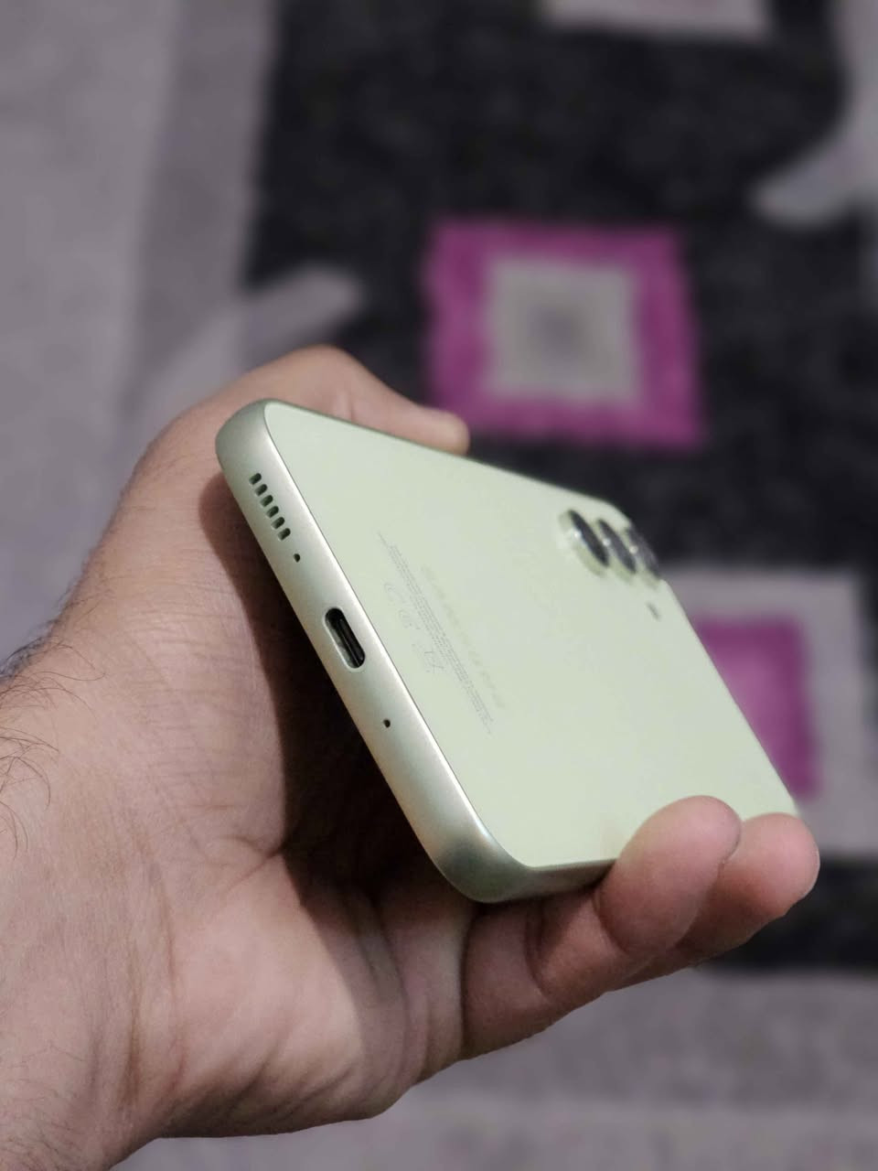 موبايل كلكسي A54 5G  شرق اوسط دبل شريحه عربي ذاكرته 128 والعشوائيه 16 
معالج Samsung Exynos 1380
 ببجي 60 فريم فول سلاسة 
يدعم الشحن 25W واط  كامل ملحقات عدا الكارتون 
نظيف كلش ومكفول من كلشي

سعر خاص 
 مكاني نجف رقمي *********** النجف, العراق
