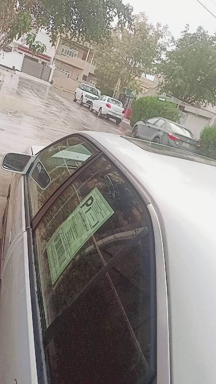 سياره لبيع موديل 92 كير محرك شرط محرك 20 صبغ بلادي سلايت جامات 2 كهربائيه هم كهربائيات كله شغال *********** سياره احلى من صوره
