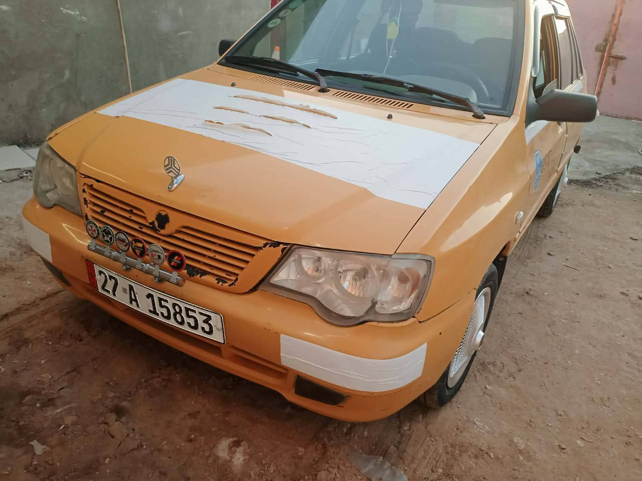 سلام عليكم للبيع موديل 11 رقم جديد سعر 22 مراوس عنوان ناصريه مركز سياره حلوه ***********
