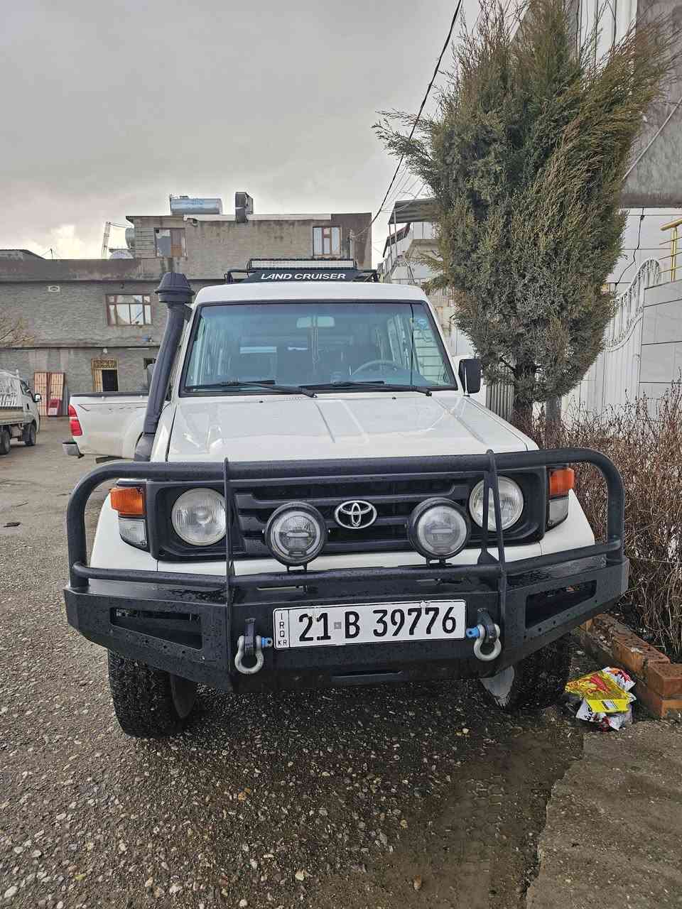 تویتا مێک زەمین 2000 گاز
181000کم ڕۆشتووە ڕەقەم سلیمانی عەسڵی 
دەعامی بۆ دەعامی دەقی شەریکە 
بۆفرۆشتن ***********   ***********
شوێن سلیمانی
