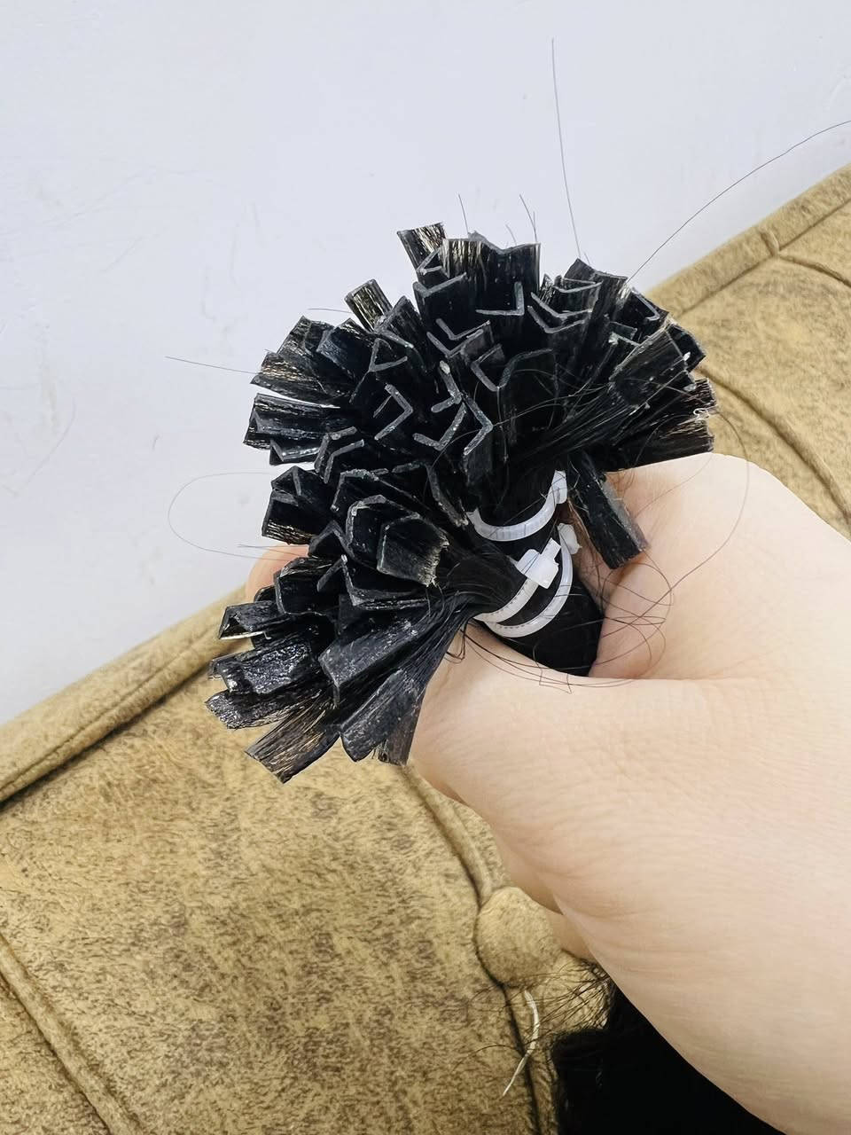 مايكرو شعر طبيعي خالص طول قسته بلفيته 57 سم جديد غير مستخدم
100 خصله لون اسود طبيعي يجننن قابل للغسل للصبغ للقصر ومتوفر باروكه قصيره مقدمه كذله بوستيجات رجاليه كله طبيعي


**إذا كنت صاحب هذا الإعلان وتريد حذفه لأي سبب، رجاءا أرسل رسالة إلى الدعم الفني**