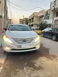 سوناتا 2012 خليجي محرك 2400 ممتاز على وضع الشركة تبريد ثلج قطعتين شفتا...
