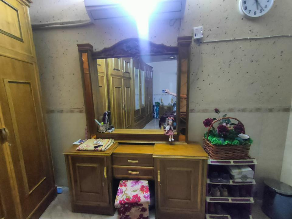 غرفه عراقيه استخدام قليل  السعر 750  وبيها مجال قليل للتواصل على الرقم 

***********
