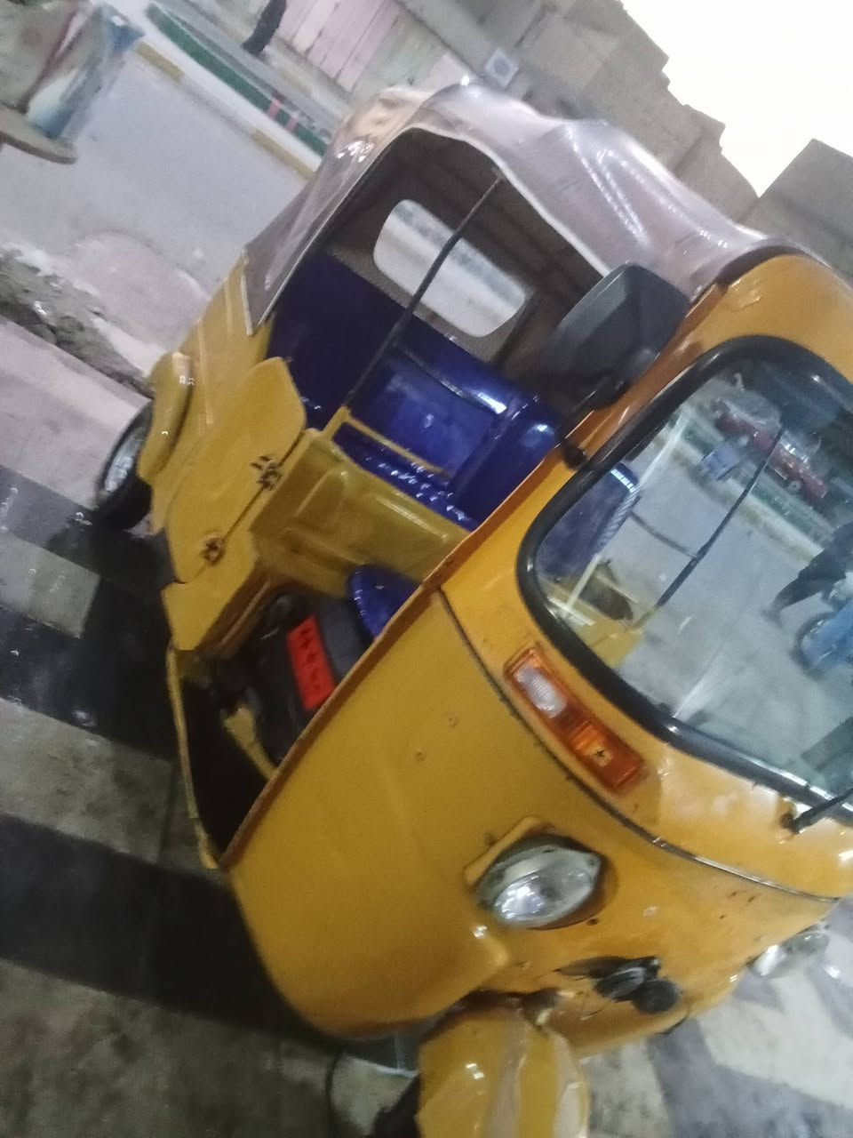 سلام عليكم تكتك البيع مديل 21 اوراق شرط ترقيم بيه صبغ وبيه معجون محرك مجفت شركه شراي يجي خاص أو وتساب ***********
