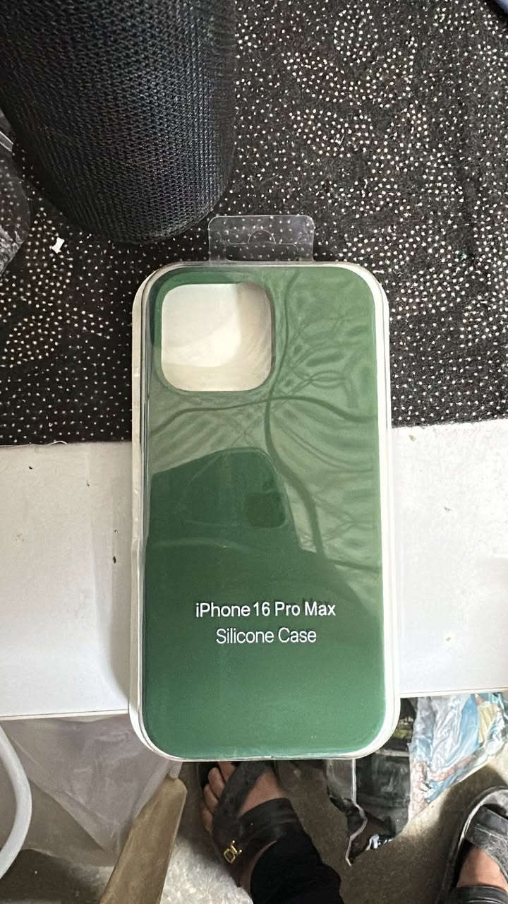 حرق اسعار تفليش كافرات جميع انواع الاجهزه على 1500 وحافضات ايباد كيبورد وبدون كيبورد سعر القطعه 3500 وكيبل تايبسي على 1500 حرق اسعار الي يحب يرسل وتساب فقط /***********
