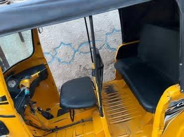 سلام عليكم تكتك بياجو موديل 2021اوراق كامله نضيفه سعر مليونين ونص وبيها مجال بسيط عنوان شعله ***********
