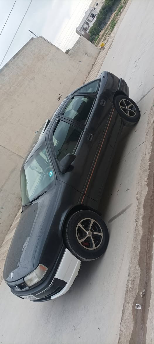 اوبل فيكترا للبيع موديل94 كيرو محرك 20شرط تحويل غرامه مشروع وطني بسمي كابون بنزين بيها سنويه لحد 29جديد ول سعر34بيهه مجال ***********
