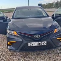 کامری 2018 اسود جزاب مواسفات SE یەك قتعە سوبخ گێر و مکینە پەراشوت و بە...