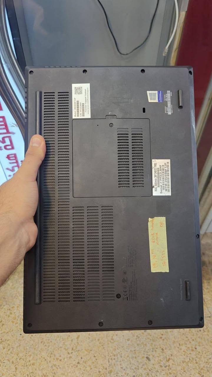 #RTX20808GB
#corei9
#تحفة
LENOVO T15 GEN2 
CI9-10H 
RAM 16G 
512G SSD 
RTX 2080  8G
15.6 4K
قطعه قويه بسعر حلو لا تضيع الفرصة 💯🔥🔥
قطعه واحده فقط نضافه عاليه مع ضمانات


**إذا كنت صاحب هذا الإعلان وتريد حذفه لأي سبب، رجاءا أرسل رسالة إلى الدعم الفني**