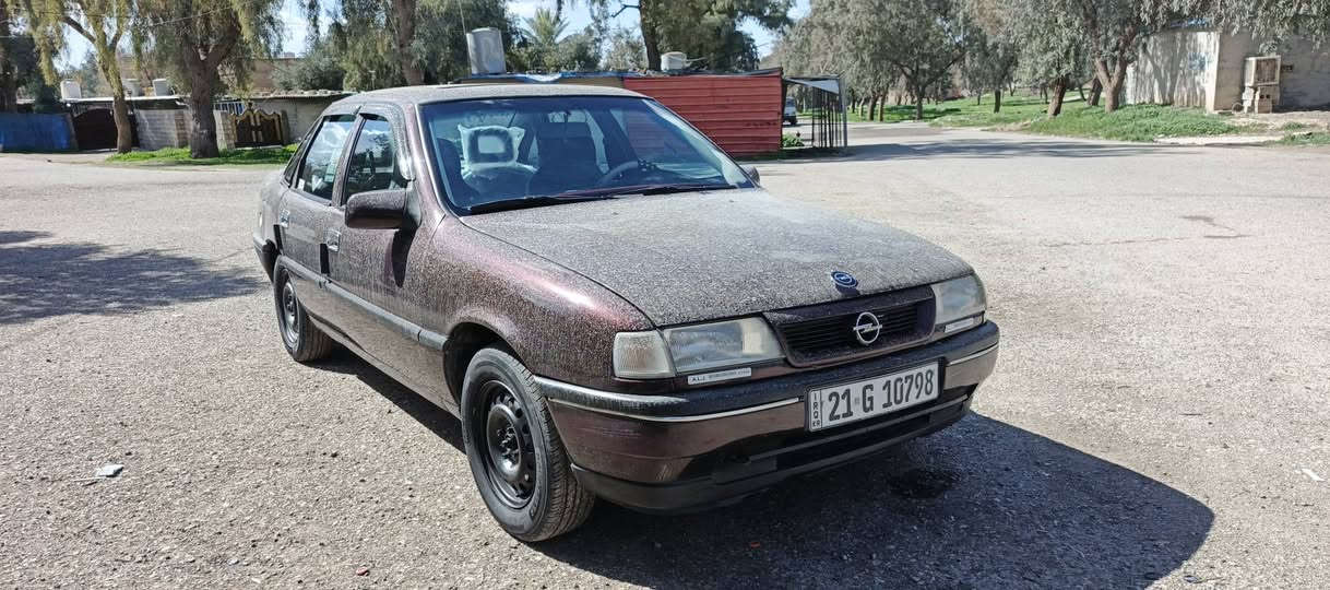 اوبل فيكترا حجم20! رقم سليمانية سنوية جديدة دفتر بنزين موجود موديل ١٩٩٢ مابي نقص رقم تلفون *********** عنوان كركوك سعر ٤٢ بي مجال
