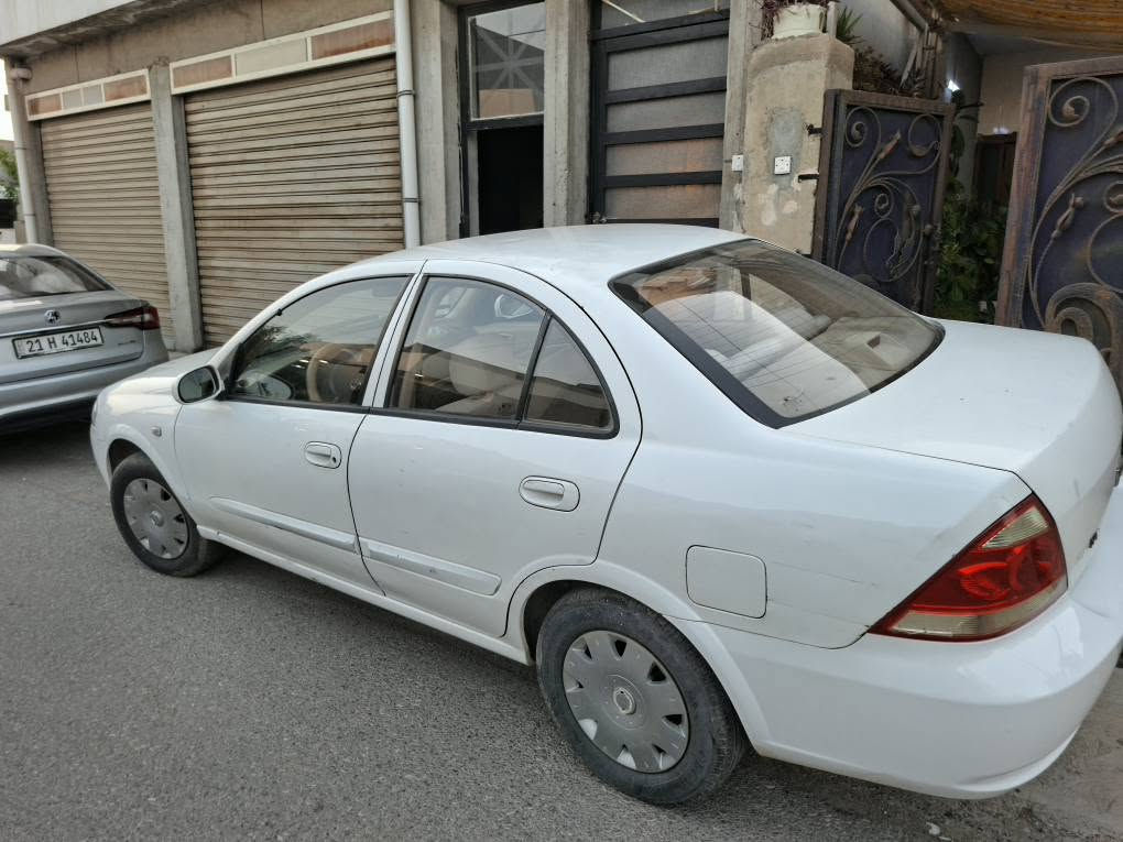 نیسان سەنی کۆری مۆدێل 2011
سەنەوی تازەیە تا 2031 گێڕو مەکینەو تەبرید بە شەرت کارەباییات هەمووی بە شەرت گێڕ تۆماتیک بێ تەقەو رەقە بە شەرتی تاخم پێش و بەناوکردن 
لێدراو / سێ پارچەی بۆیاخەو بۆنیتی گۆڕاوە و ٤ پەنجە لای بەتانەکەی گرتوە 

سعر /85 و معامەلە
0772 963 6669 كركوك, العراق
