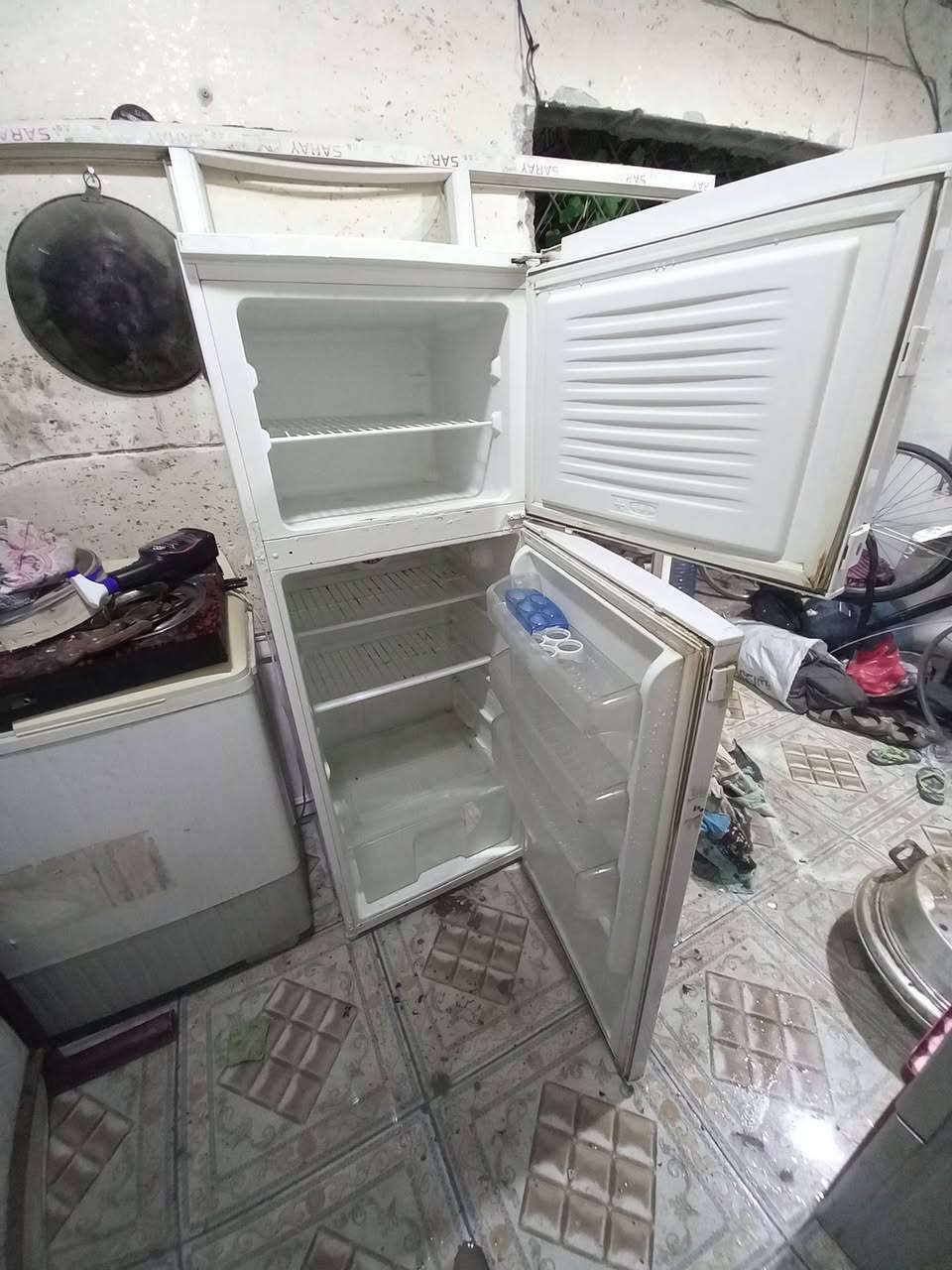 ثلاجه نظيفه شرطه شغل سعرها 80 وبيها مجال تعال خاص


**إذا كنت صاحب هذا الإعلان وتريد حذفه لأي سبب، رجاءا أرسل رسالة إلى الدعم الفني**