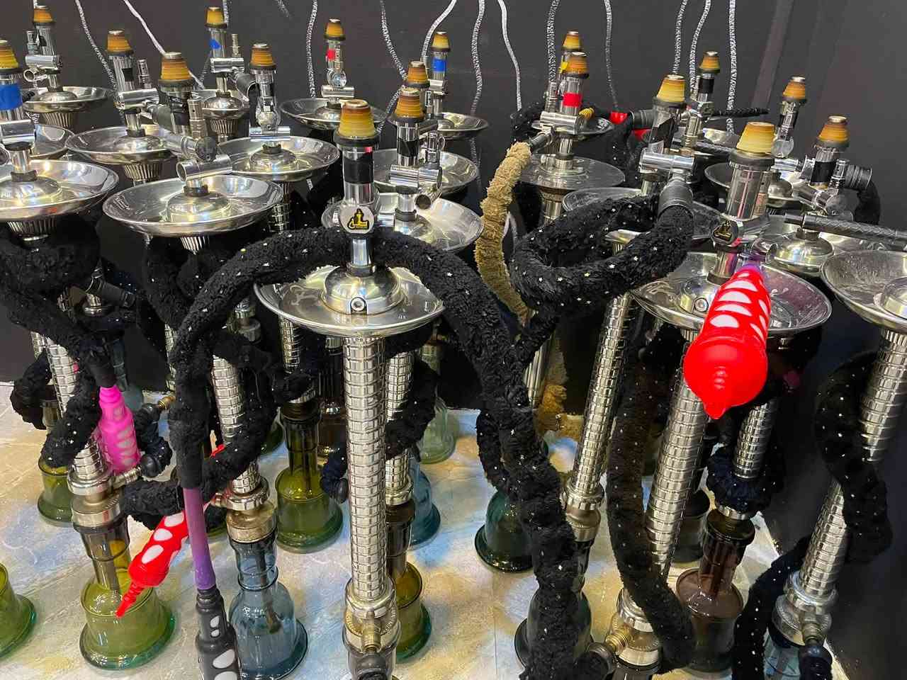 سلام عليكم عندي نراكيل طه موديل 2024 
عداد 35 وحده ابيع شلع وحده عل 70 الف قفلها 
رقمي ***********

