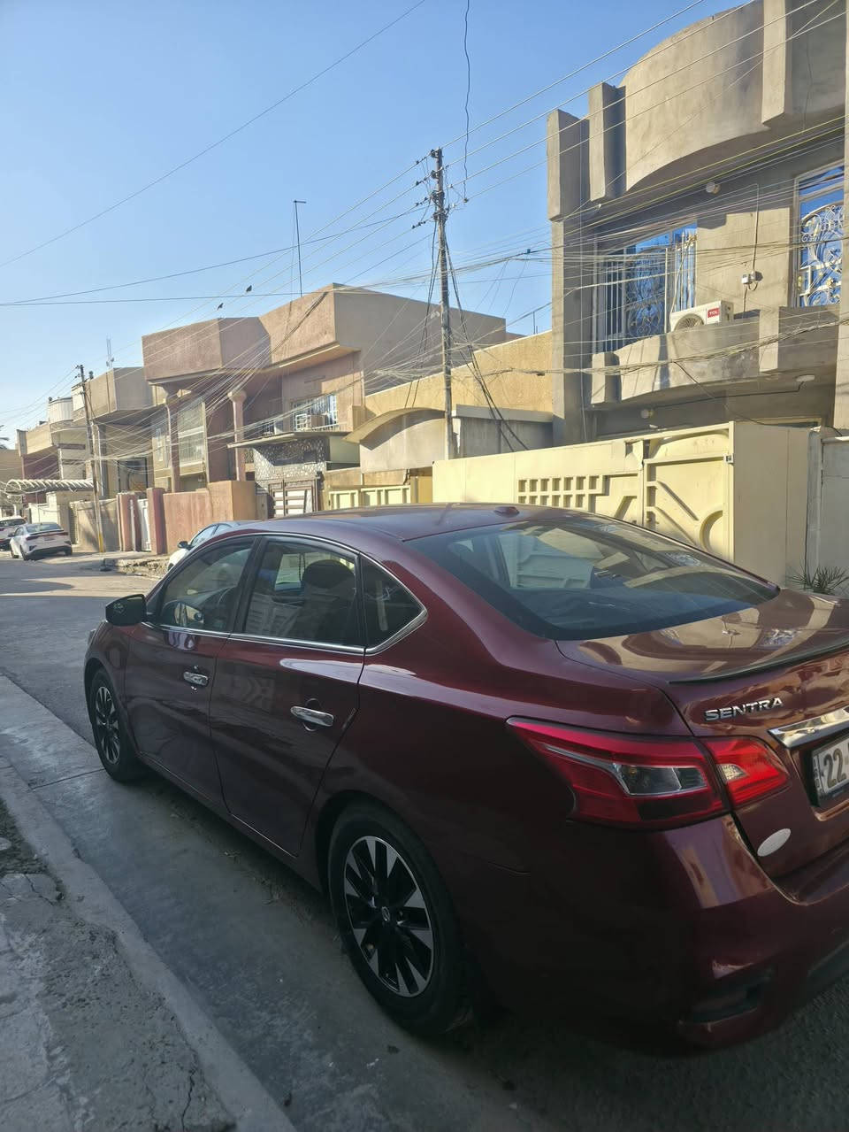 نيسان سنترا ٢٠١٩ للبيع رقم اربيل
حادثها فقط قبق جنطه وبالعراق بيها بارد بالجاملغ الامامي عكس السايق لغد شاصي كله مكفول ولا ايرباك طاك بالسياره 
كير مكينة تبريد مكفولات 
محرك ١٨٠٠ 
مواصفات السياره sv نص فول 
بصمه ابواب + بصمة تشغيل 
تدفئة كشنات 
شاشه نظام اندرويد 
كامره خلفيه 
تحكم ستيرن
سنويتها ساقطه 
ملاحضه ضايفلها منظومة غاز للسياره 
السعر ١١٢ ورقه وبيها مجال 
العنوان دوره ابو دشير 
للتواصل ***********
