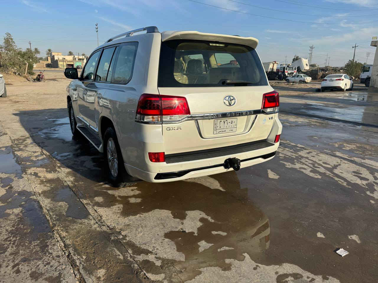 سلام عليكم
لاند كروز 2016 gxr بريم 

6 سلندر 

8 يرباكات

كامرات 4 

تحكم كشن 3 دكمات 

رقم بغداد بأسمي تحويل ثاني يوم

ماشيه 99 الف

السعر 475

الديوانية الحمزه الشرقي 
للاستفسار 

***********
