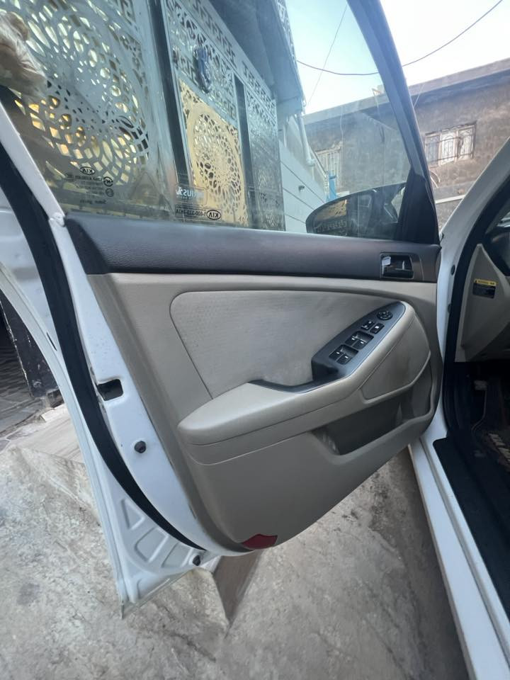 الله يساعدهم  موديل 11 امريكي
سياره جديده ماشيه 160 حادث امريكا باب سائق مبدل بدون دواخل وبيه رش فقط بدون ضربه اثر صفاار موضح بل سونار  موجود بل منشور 

مكاني بابل معروضه 107 

رقم تلفون ***********
