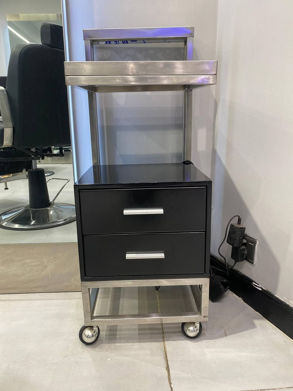 كراسي عدد ٦ وعرباين عدد ٦ وتخم كلهن جدد للبيع مكان منصور داودي أي تفاصيل عله خاص أبيع شلع


**إذا كنت صاحب هذا الإعلان وتريد حذفه لأي سبب، رجاءا أرسل رسالة إلى الدعم الفني**