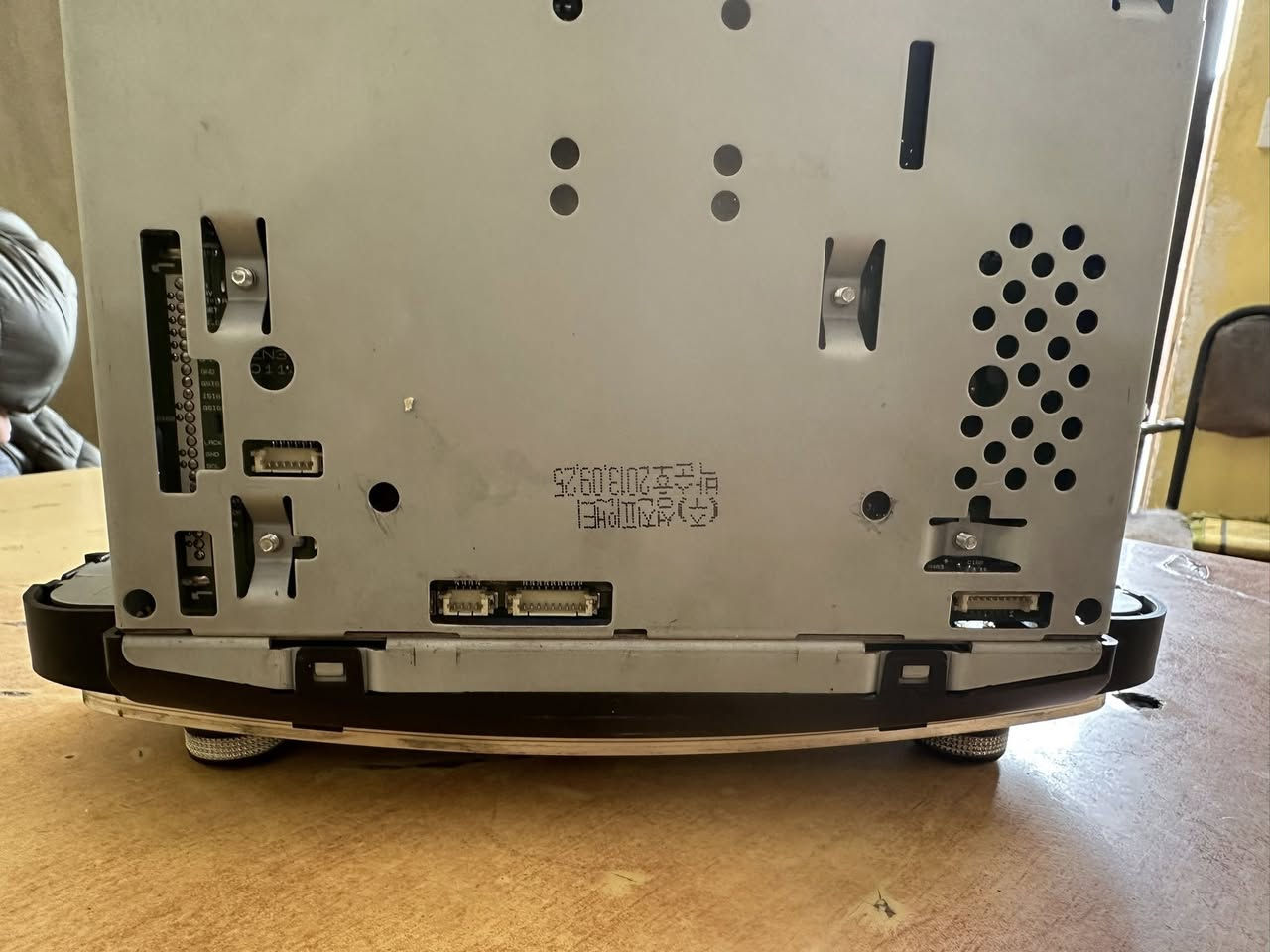 السلام عليكم مسجل كادنزا خليجي موديل 14/15
مع  إطار الشاشه للبيع 
***********
