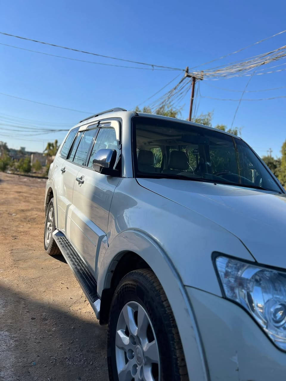 السلام عليكم
باجيرو حبتور

فول مواصفات 

بيه جاملغ امامي نصه صبغ والباقي كفاله

مديل 2014

مكان نجف

رقم بغداد أنكليزي بسمي
رقمي***********
سعره 160وبيها مجال
