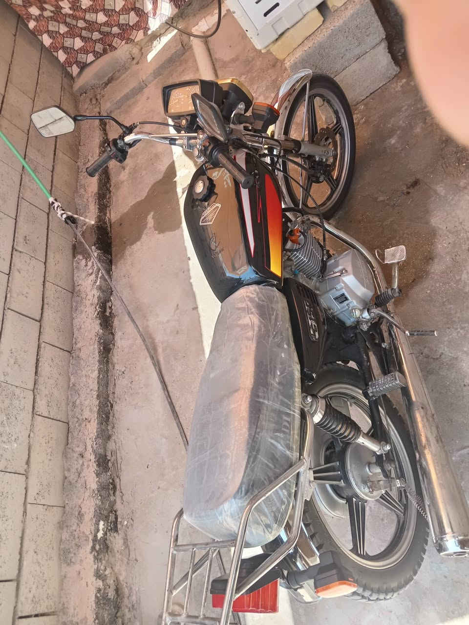 سلام عليكم موطور لبيع موديل21المكان رمادي الشراع 500
***********
