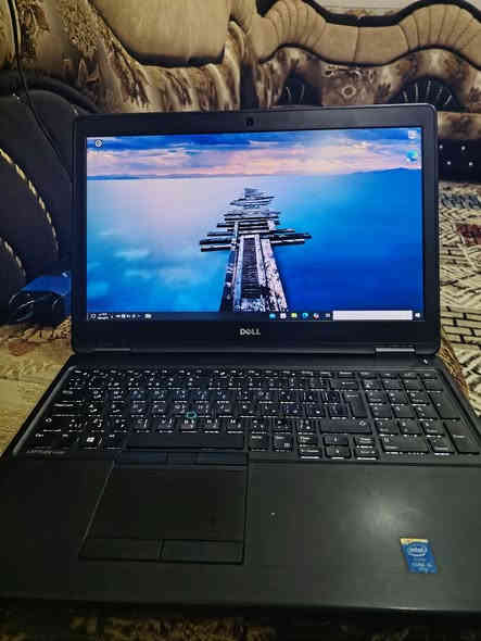 السلام عليكم ورحمة الله
مكلف بالنشر
حاسبة (لابتوت للبيع)
مستخدمة
مع الملحقات
شاحنة
ماوس
جنطة
نظافة فول الفول كما موضح بالصور

نظام تشغيل ويندوز 10pro
 64pit
المعالج كور i5

RAM 8
السعر 220 وبي مجال

للأستفسار الاتصال على الرقم

***********

***********
