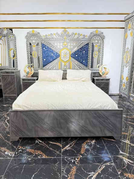 السعر مليون دينار فقط  

غرفه نوم داخل معاكس خشب 3 ملم
خارج تحفير sns انديف 5 ملم

الصبغ حراري درجة اولى

زاويه تصميم كنتوري بارتفاع الكنتور

السرير بلاويد اسود 6ارجل

قياس الكنتور ارتفاع 2.40 وعرض 3.20
 
يوجد توصيل الى جميع المحافضات وباسعار مناسبه

للحجز والاستفسار مراسله الصفحة
يوجد واتساب ***********
