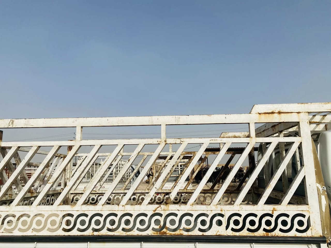 سلام عليكم محجر للبيع مال كيا حمل نثيه السعر عل خاص رقم الهاتف ‭0780 872 2739‬
