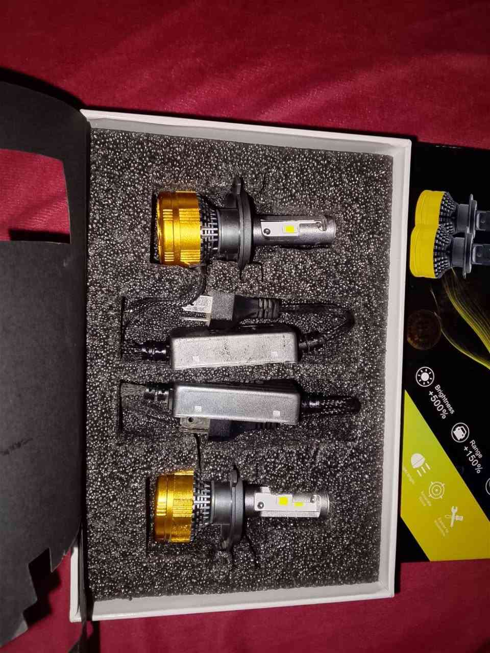 لايتات زنون ثلجي عالي ناصي ثلاث خطوط ناصي ماته يعمي ول عالي نهار سعر 75 وبهن مجال التصال ***********
