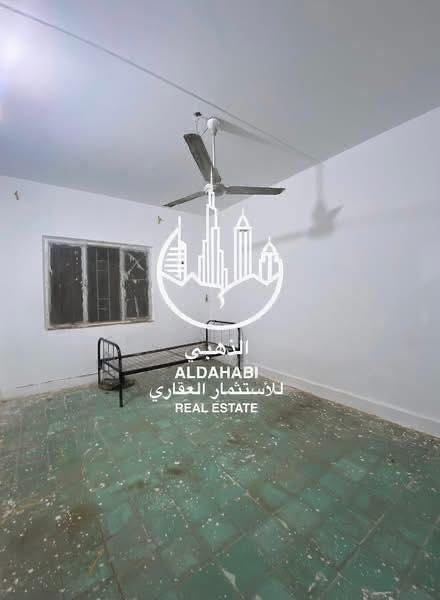 للايجــــــــــــار ✅
.
بيت للايجار في دور الهندية الجديده ركن طابق واحد موقع ممتاز  
.
مواصفات البيت / 
ثلاث غرف منام ، صاله ، استقبال ، كراج كبير ، حديقه 
مطبخ ، صحيات داخليه و خارجيه 
.
سعر الايجار 850

#مجــــــاز_قانــــــــونيــاً
—————————————
#ملاحظه لعملائنا الكرام يتوفر لدينا عروض عقاريه بيوت للبيع والايجار في كافة مناطق محافظة البصره كذلك يتوفر لدينا بنايات تجاريه للبيع في مناطق ممتازه بوارد شهري ممتاز 
‏‌‎ للمعلومات اكثر التواصل على الرقم الموضح او زيارة
الموقع 
البصره_ شارع عام حي الزهراء _ قرب مستشفى النفط
***********

#عقارات #بيت #دار #للبيع #استثمار #البصرة #العقارات #الجنينه #الطويسه #كورنيش_شط_العرب #ايجار #بيع 
#مركز_البصرة
