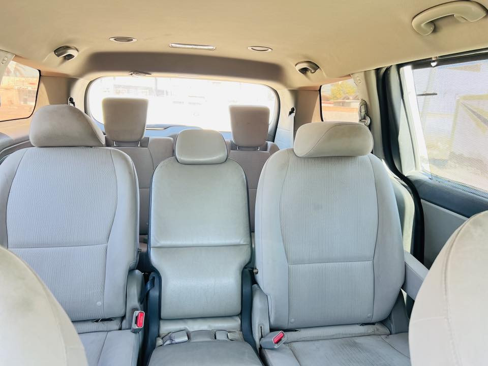 السلام عليكم ورحمة وبركاته سيدونا أمريكي موديل 2019 سياره كلش جديده مل جناي رقم دولي بسمي كفاله ماعده جاملغ خلفي من امريكا جهت سايق الاتصال واستفسار (***********)
