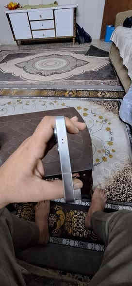 سامسونج اس 25 الترا  حاله حال الجديد ذاكرة 256 العشوائية 12 اللون المميز وملحقاته كاملة سعر 1,100,000  مليون وميه عنواني بغداد المنصور *********** رقمي هذا للاستفسار وتساب
