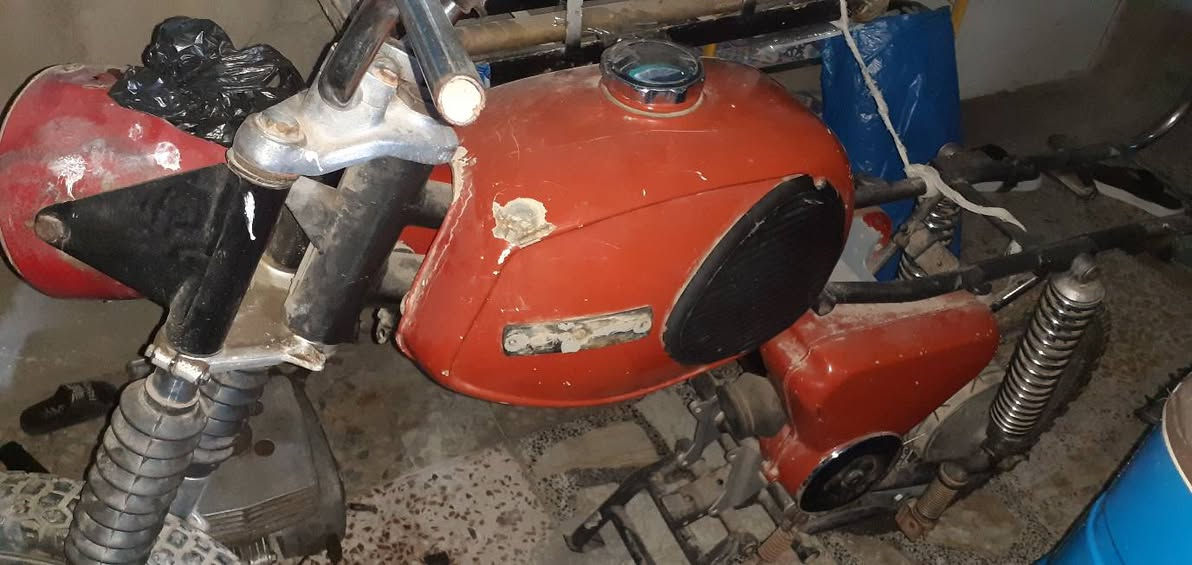 السلام عليكم ٨١ شاصي    مكينة يرادلهة تجفيت هم بيهة نواقص  كوم حديدد
بغداد العبيدي *********** سعر(300}بيهن مجال
