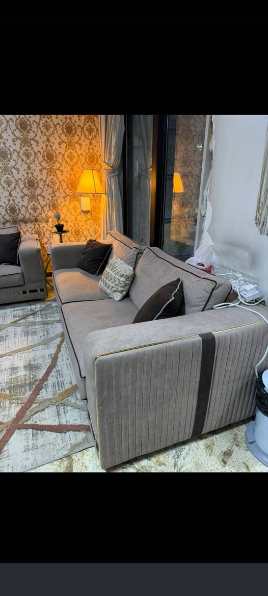 تخم للبيع 8 مقاعد تركي نظيف اخو الجديد ماخذي من سما البيت بمليونين المقاعد متحركه وتنفتح تنغسل 
سعر 700 بي مجال


**إذا كنت صاحب هذا الإعلان وتريد حذفه لأي سبب، رجاءا أرسل رسالة إلى الدعم الفني**