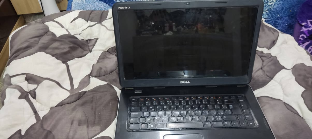 لابتوب ديل للبيع بسعر تحطيم الأسعار 
Cor i 3 gen3
Ram 8gb
بدون هارد  لان الهارد كان تالف ذبيناه
كارت الشاشة داخلي  1750
اللابتوب تشتغل ع المباشر متروكة صارلهه سنتين عدل شرط اذا ماتشتغل من تخليلها هارد ترجع .... السعر بتفاليس سعرها 75 الف عمارة, ميسان


**إذا كنت صاحب هذا الإعلان وتريد حذفه لأي سبب، رجاءا أرسل رسالة إلى الدعم الفني**