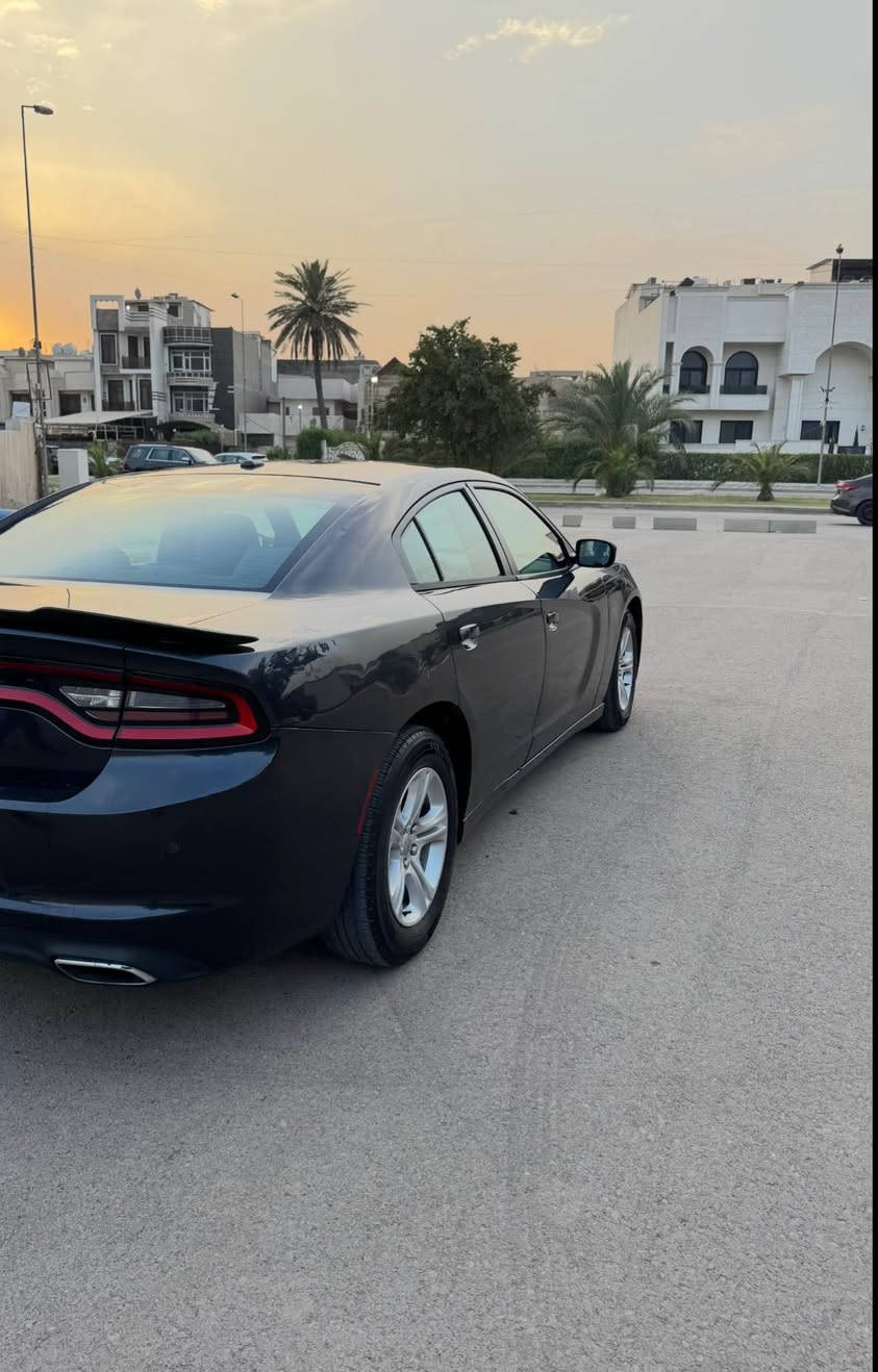 السلام عليكم 
للبيع فقط 
جارجر 2019
قطعتين صبغ وقطعه تبديل نفس الون 
وصور الحادث ناشرهن 
SXTبلاص 
المواصفات 
فتحه 
بصمه تشغيل وابواب 
تدفئه تبريد كشنات 
خزن ميموري كشنات 
رادار جانبي 
كأمره دوار 
كشنات 2كهرباء 
العنوان زيونه 
السعر 174$
موبايل *********** بغداد, العراق
