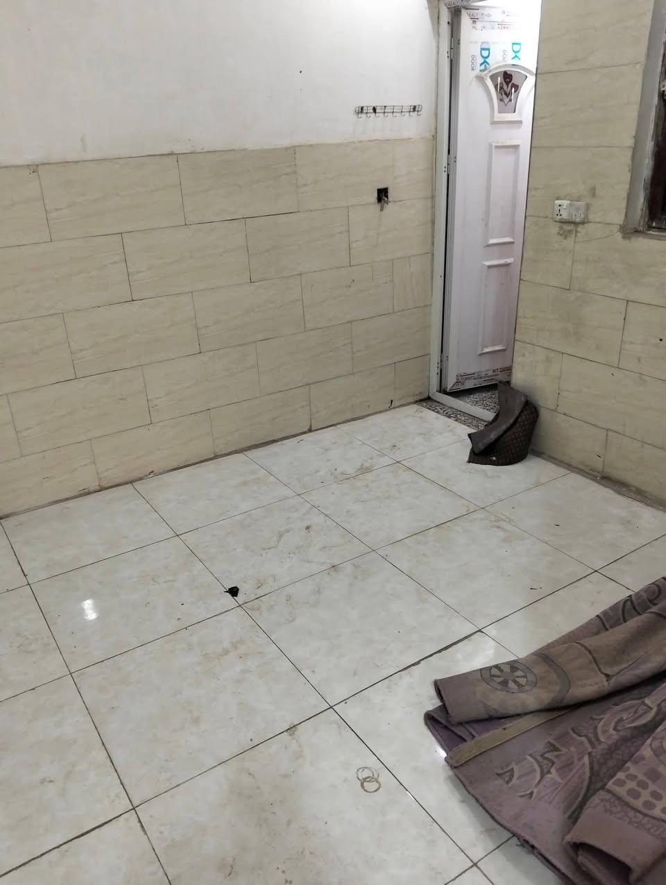 بيت لليجار 50متر بلزراعي يم مخبز الساعدي سكينه ***********
