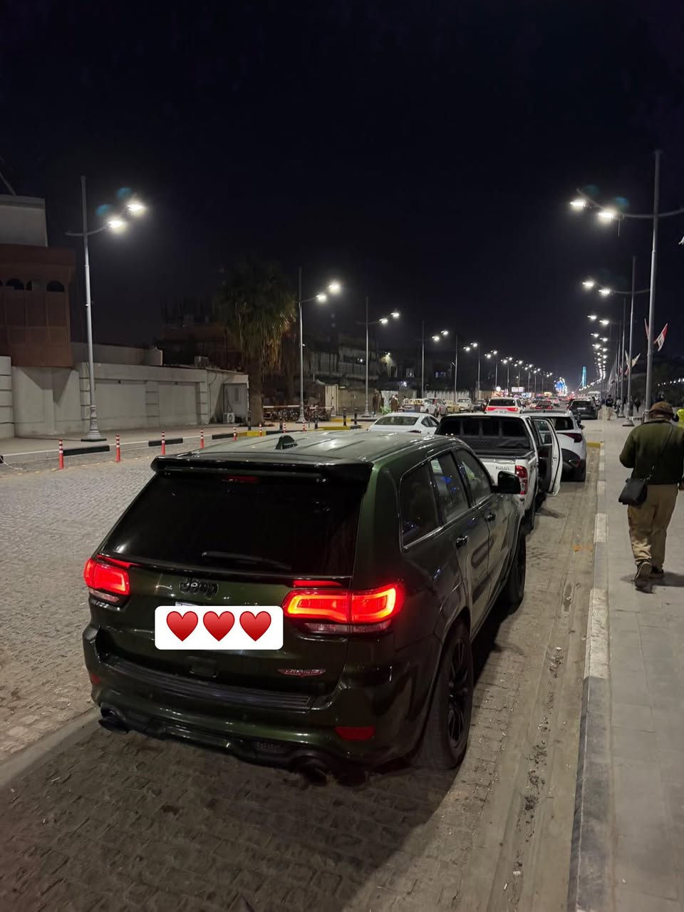 السلام عليكم
جيب شيروكي 2018 رقم بغداد تغير لون 
جاهزه للاخير كير محرك حدادية تبريد
ولا كلوب مشتغل بدشبول وتخم تاير صار يومين شديت الها جديد

ماشيه 83.000 ميل 

السعر خاص متواجد 
مكاني ناصرية♥️

***********

